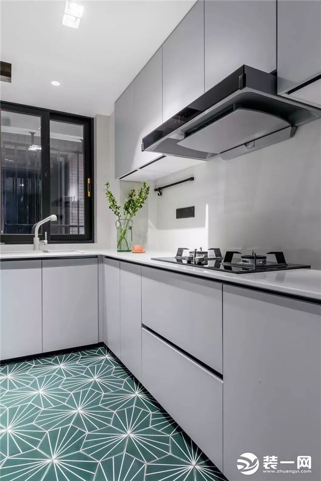 97平北欧风格三居室厨房装修设计