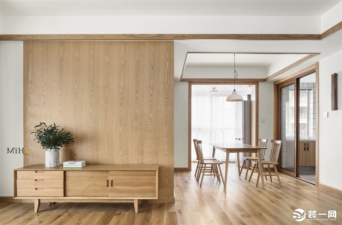 110平米日式muji风格三居室客餐厅设计装修图片
