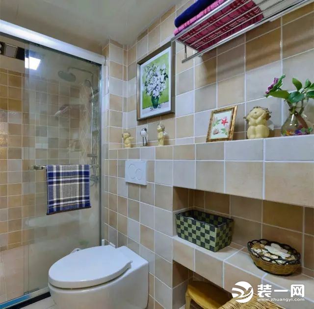 80平米现代美式风格三居室浴室卫生间装修效果图