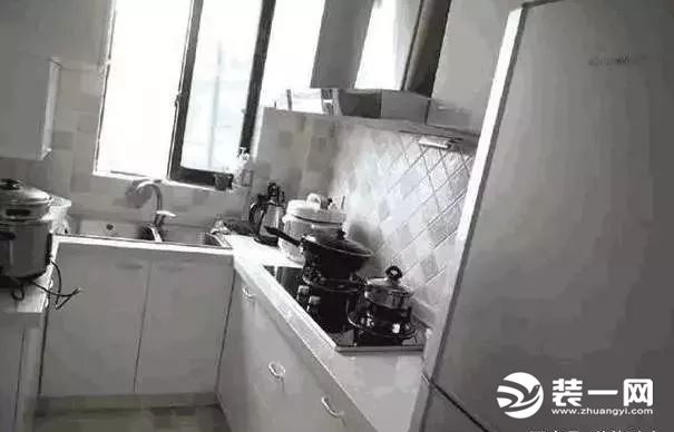 50平米单身公寓现代简约风格厨房装修效果图