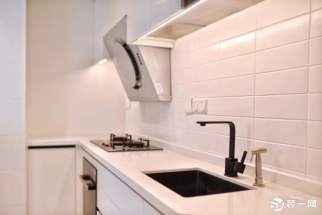 北欧风格37平米一居室厨房装修效果图