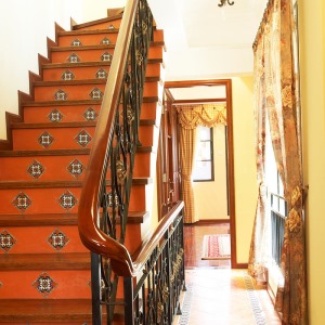 美式别墅楼梯效果图