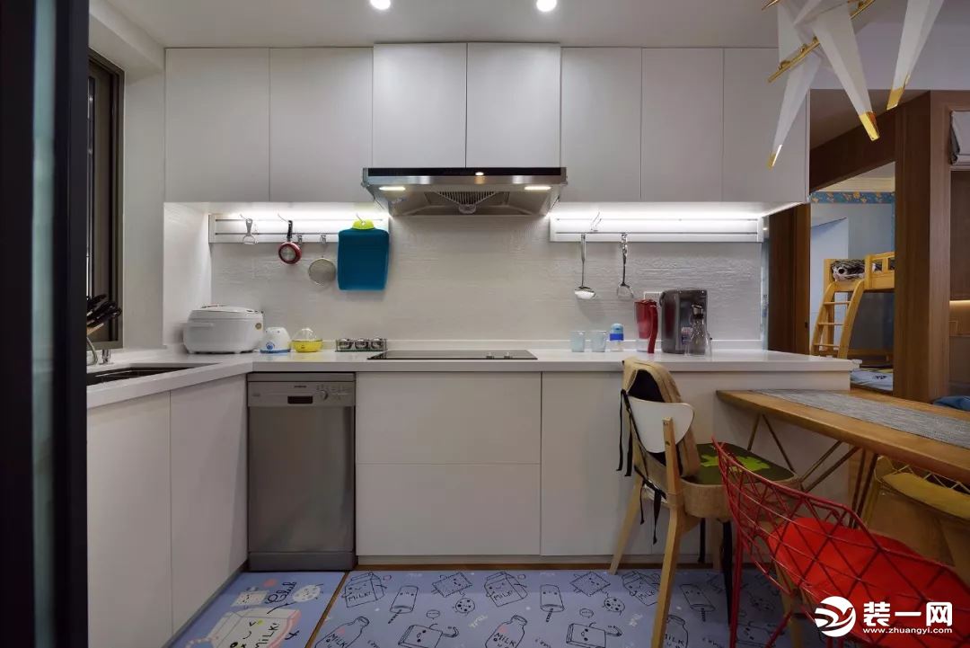 简约风格63平米小户型厨房装修效果图