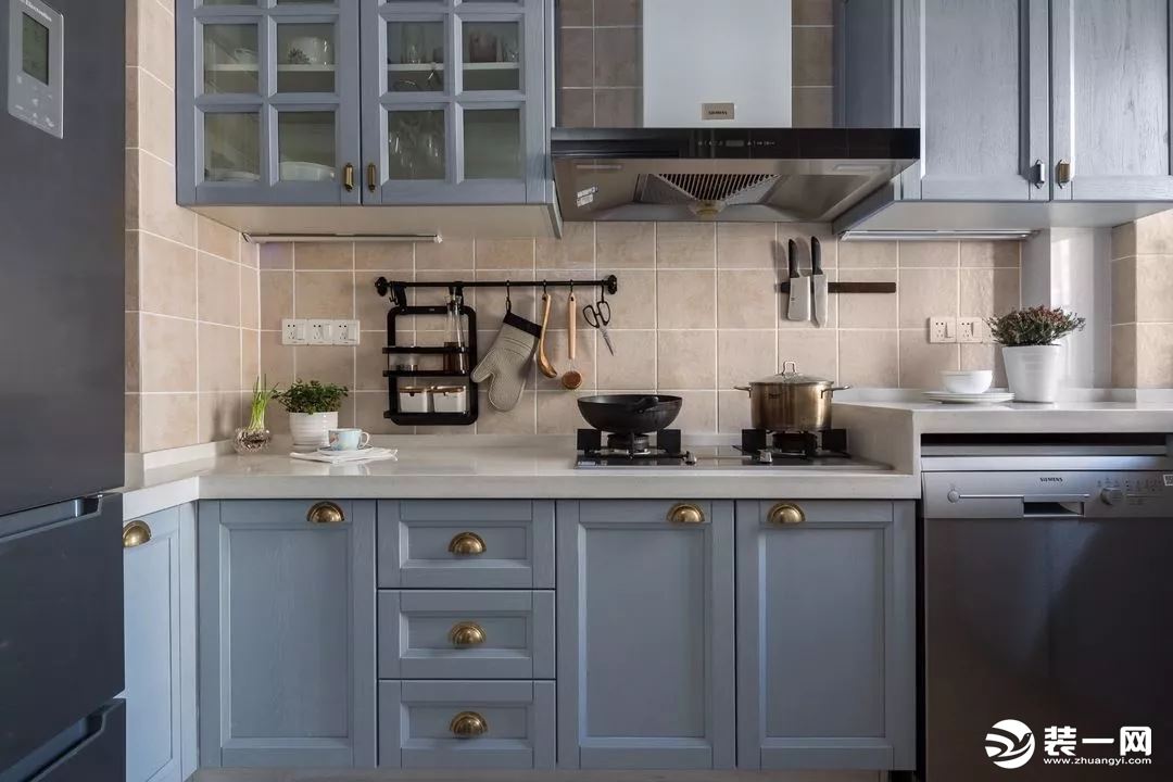 94平米现代北欧风格三居室厨房装修效果图