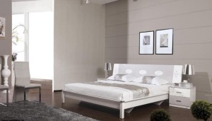 小户型卧室板式床装修效果图