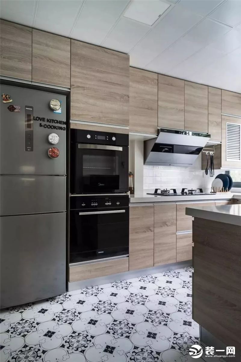 80平米简约风格二居室厨房装修效果图