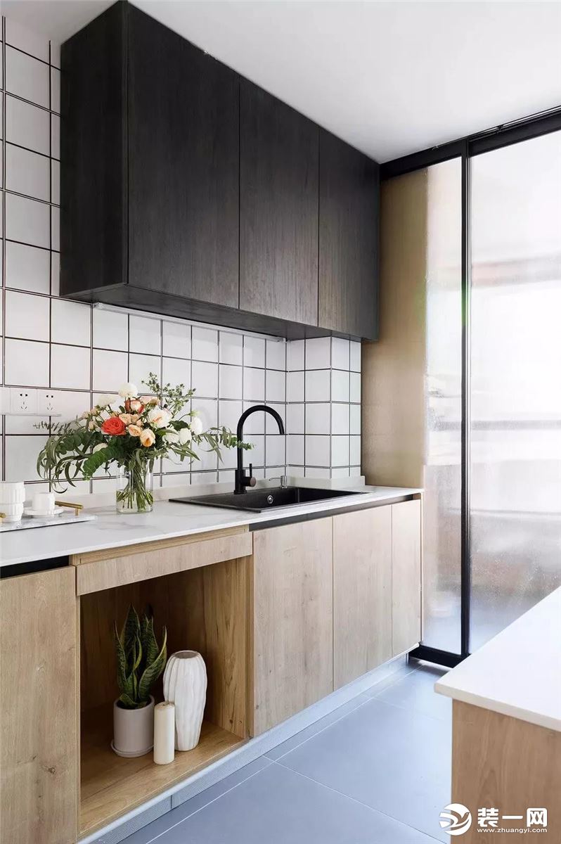 60平现代原木风格小户型两居室厨房