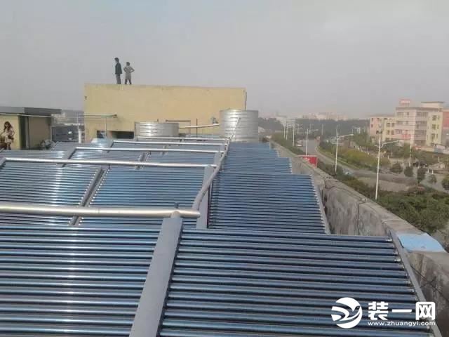 顶楼漏水谁出钱维修顶楼漏雨物业管吗