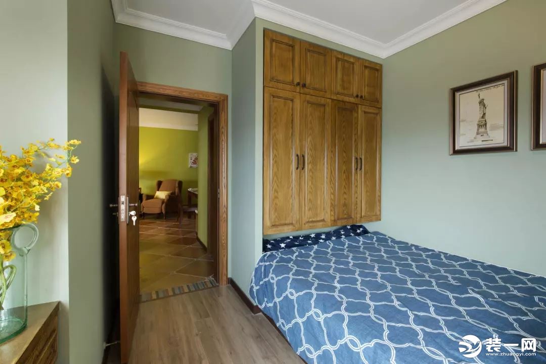 80平两室两厅美式田园风格卧室装修效果图