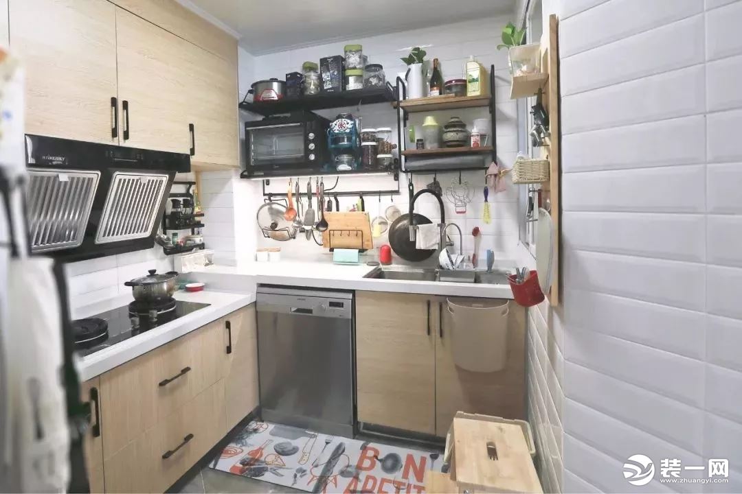 厨房高低台面橱柜设计案例效果图