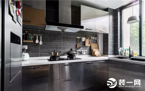 现代北欧风格125平米三居室厨房装修效果图