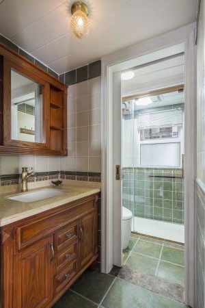 98平米三居室美式风格浴室卫生间装修效果图