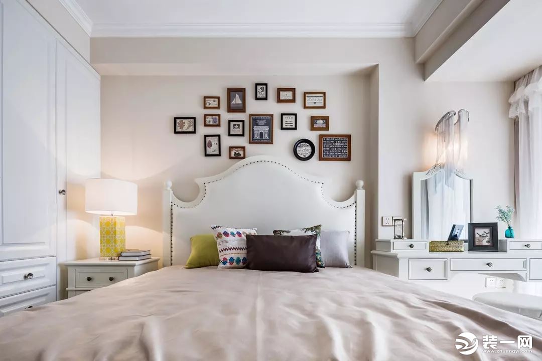 92平三居室美式风格入卧室装修效果图