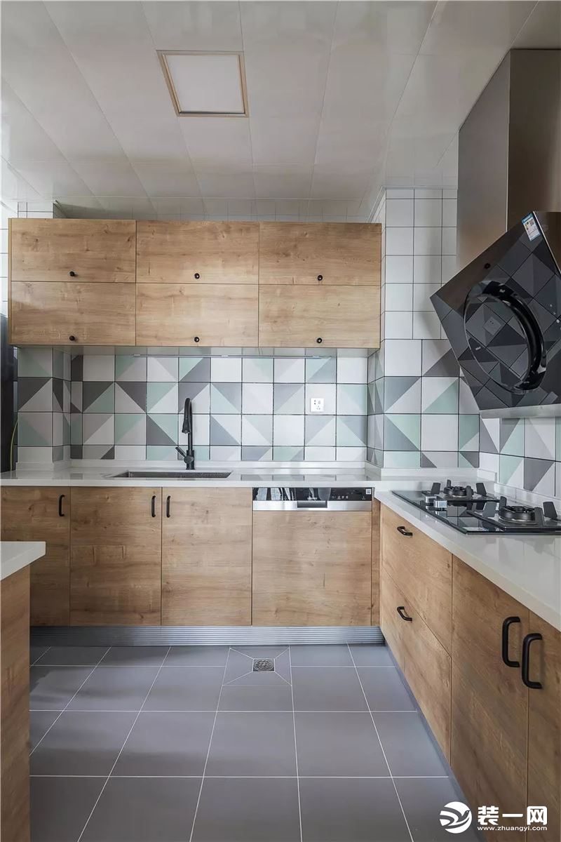 100平米三居室北欧风格厨房装修效果图