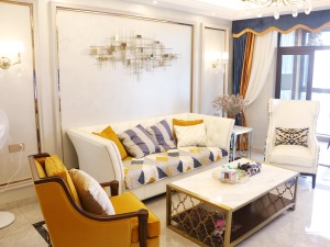 150平三室現代輕奢風格裝修效果圖客廳