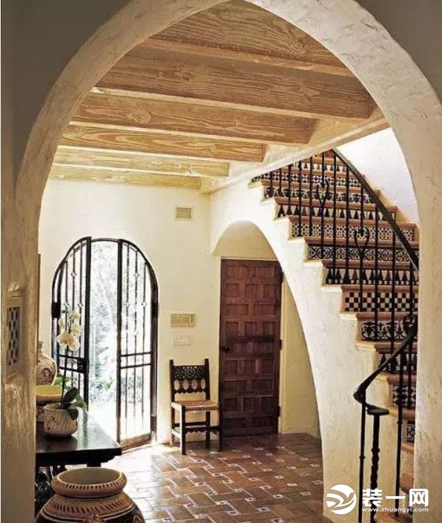 地中海风格图片大全—别墅楼梯设计地中海风格别墅图片