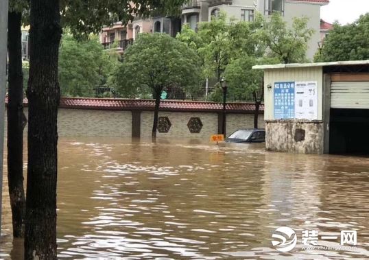 东莞市长安镇的大雨
