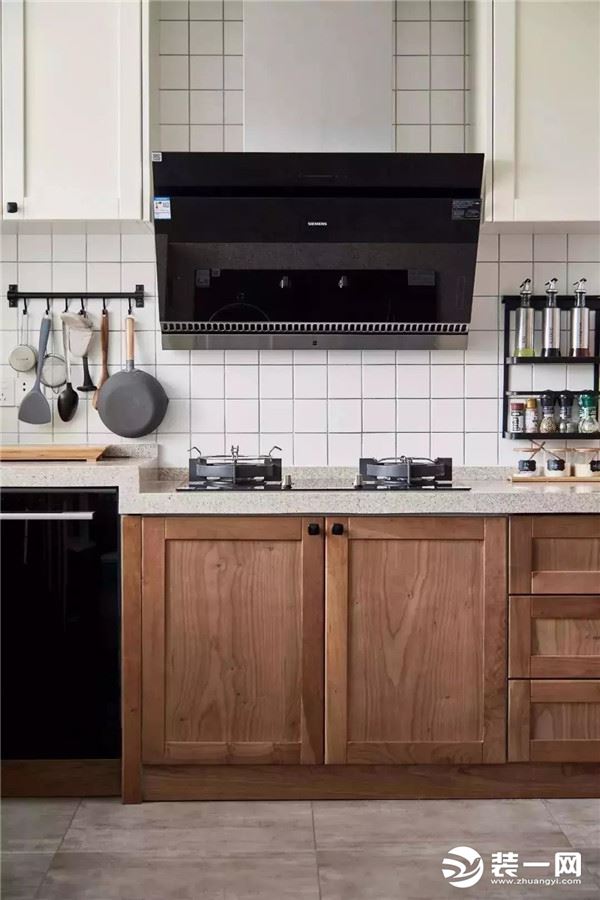 厨房高低台面装修图片