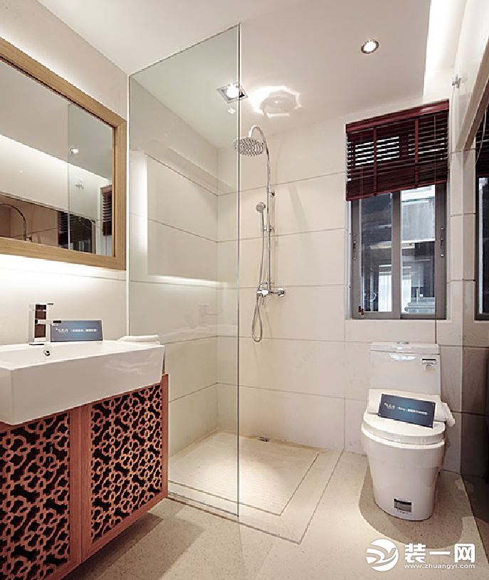 2019最流行卫生间淋浴室玻璃隔断—大户型淋浴玻璃隔断图片