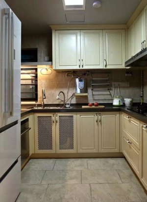145平米现代混搭风格四居室厨房装修效果图