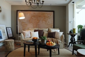 89平美式三居室沙发背景墙装修效果图