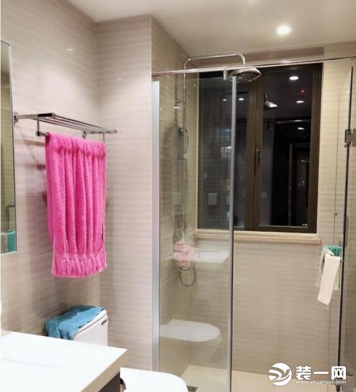 上海新房轻奢风格装修图片|卫生间