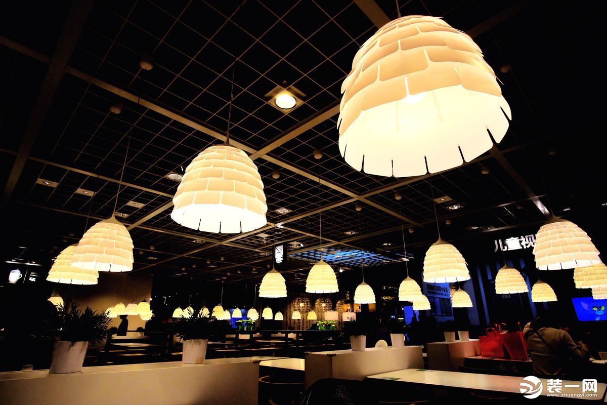 餐厅灯具选择餐厅灯具装修效果图
