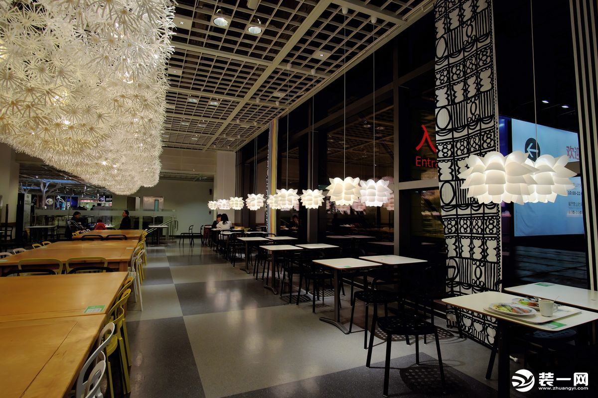 大型餐厅装修效果图餐厅灯具装饰效果