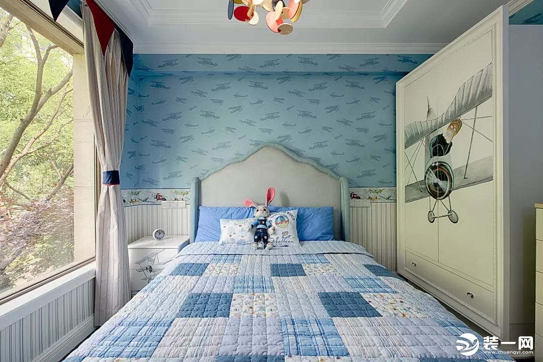 180平米美式风格四居室卧室装修效果图