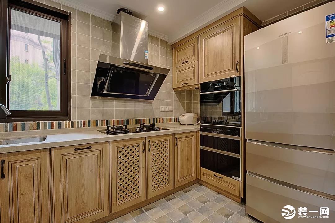 180平米美式风格四居室厨房装修效果图