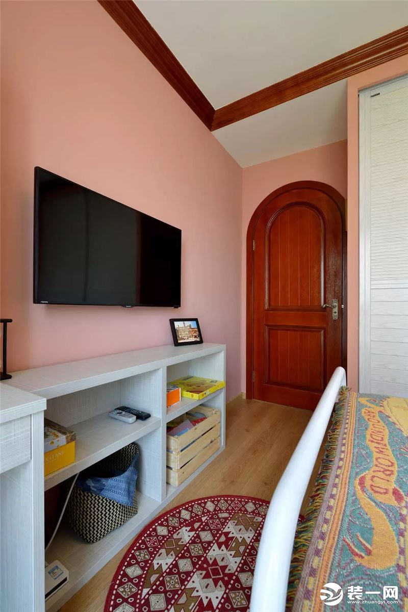 80平米两室两厅美式风格卧室装修效果图