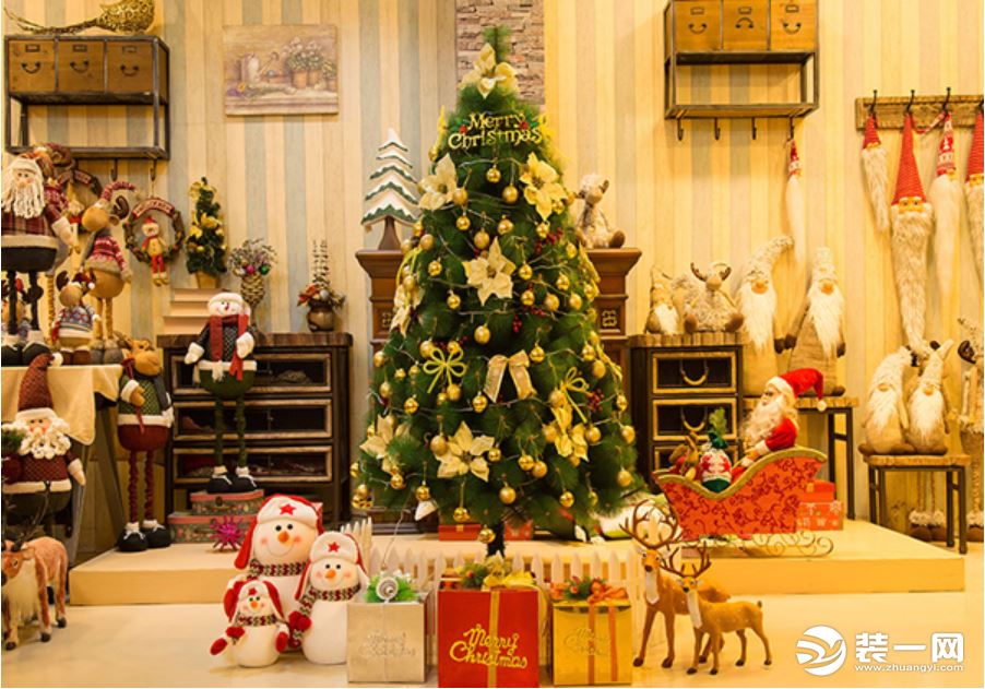 圣诞节家庭装饰布置图片—圣诞树装饰