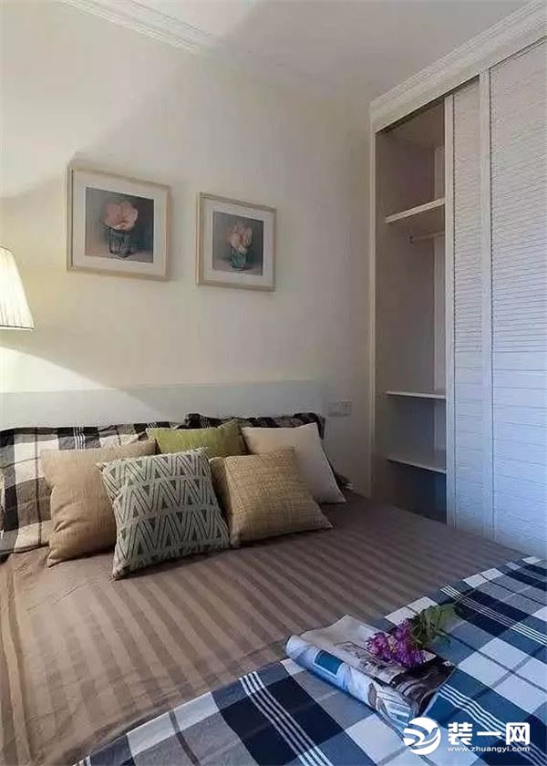 90平米小户型现代北欧风两居室卧室装修效果图