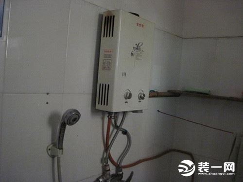 直排式热水器与强排式热水器的区别