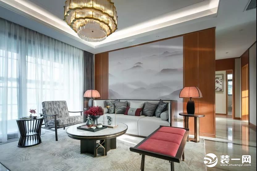 中国红装饰搭配—新中式风格装修案例之客厅全景