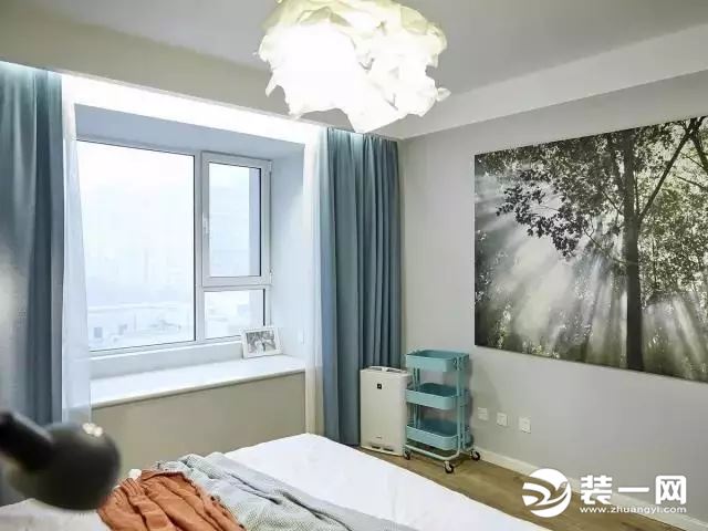 飘窗窗帘怎么挂