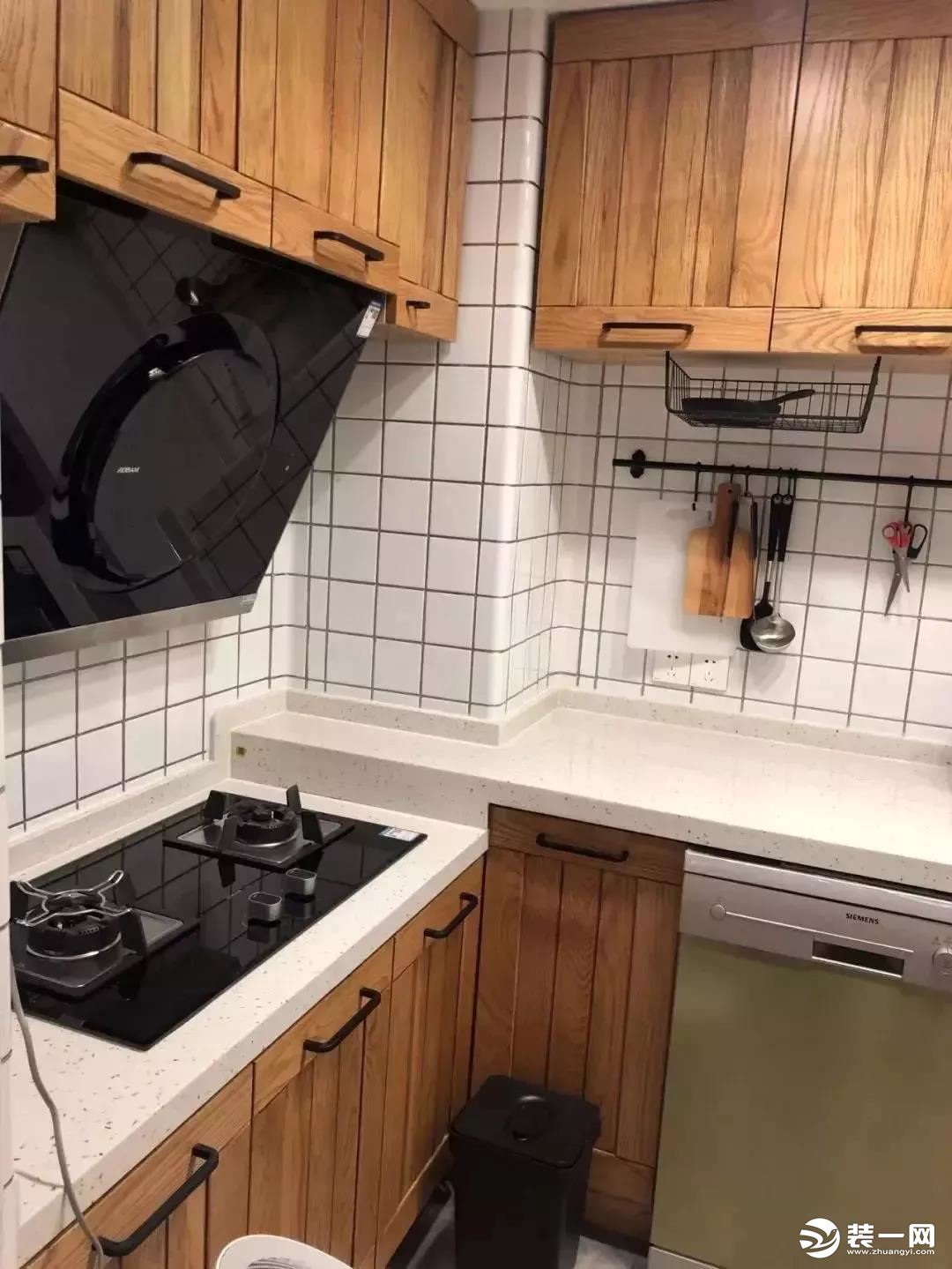 厨房高低台面效果图