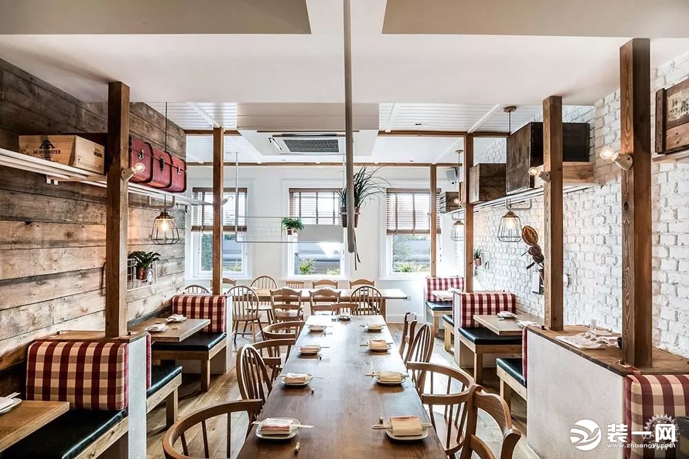 英伦+田园风格餐厅装修设计效果图--餐桌摆设