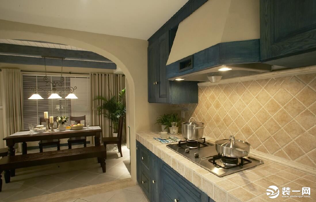 地中海风格厨房装修图片大全--一字型开放式厨房
