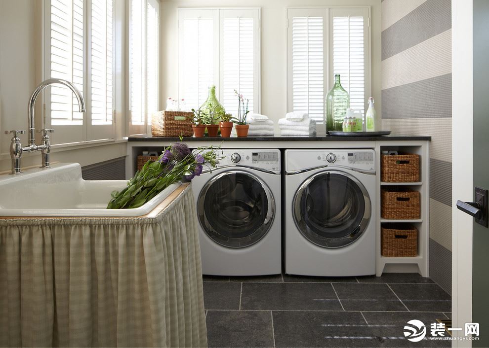 小户型家用洗衣房设计图片--厨房洗衣机摆放