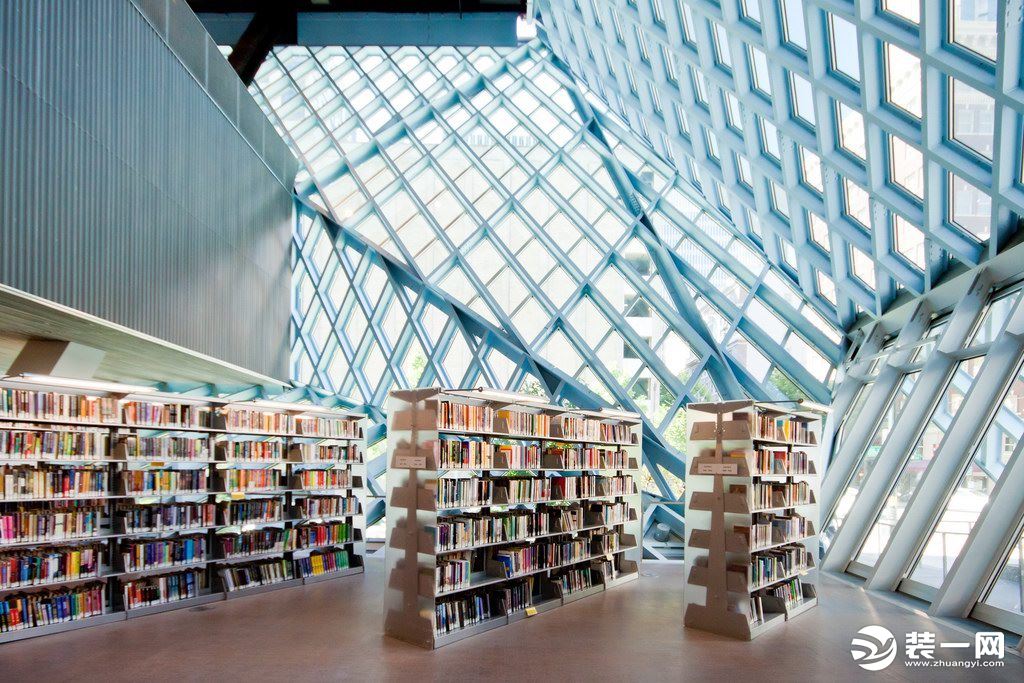 公共图书馆的装修设计技巧 公共图书馆分区布置 