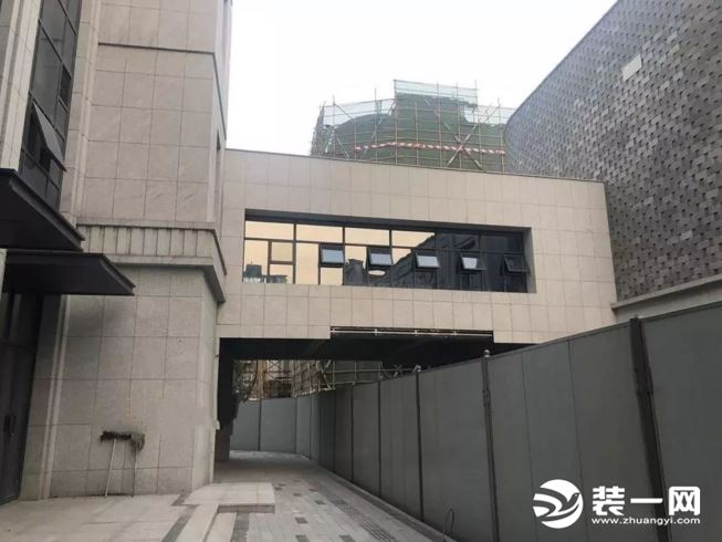 南昌万寿宫商城一区装修施工最新进展