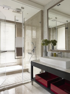 实用各种风格玻璃隔断墙装修效果图大全之现代简约风格浴室