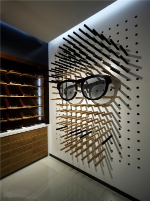 让你眼前一亮的眼镜店装修效果图之个性装饰眼镜店