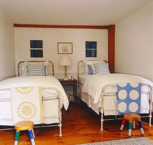 唯美小户型双胞胎房间装修效果图之极简风格双胞胎房间