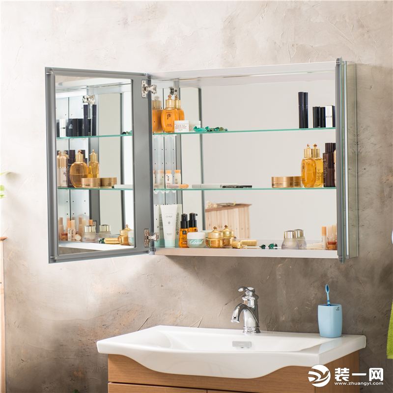 卫生间镜柜安装高度和选购技巧 图片