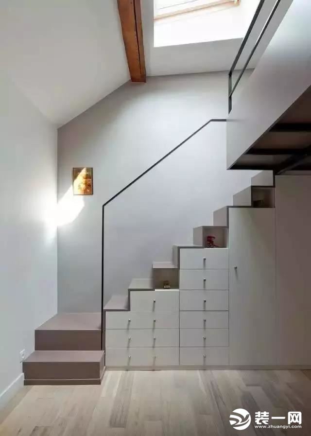 楼梯下方空间设计利用效果图