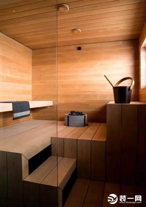各种风格造型实用的桑拿房装修效果图集锦之大空间实木桑拿房