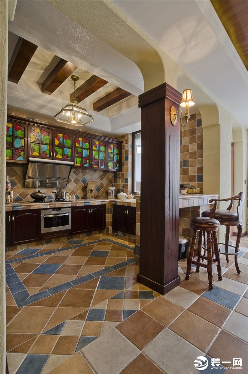 美观实用的敞开式厨房隔断装修效果图大全之泰式风格