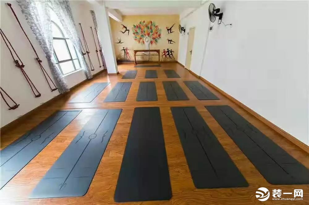 简约美观的瑜伽室装修效果图集锦之瑜伽学习室